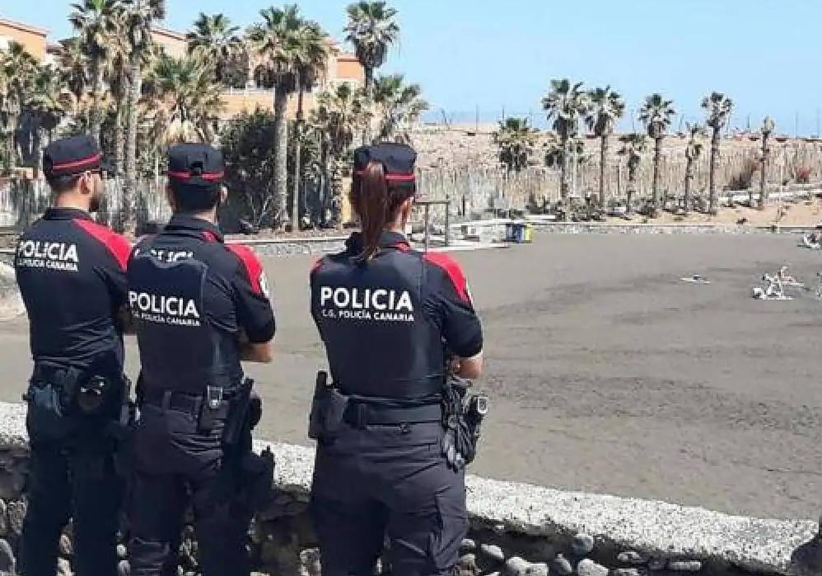 Imagen de archivo de agentes de la Policía Canaria