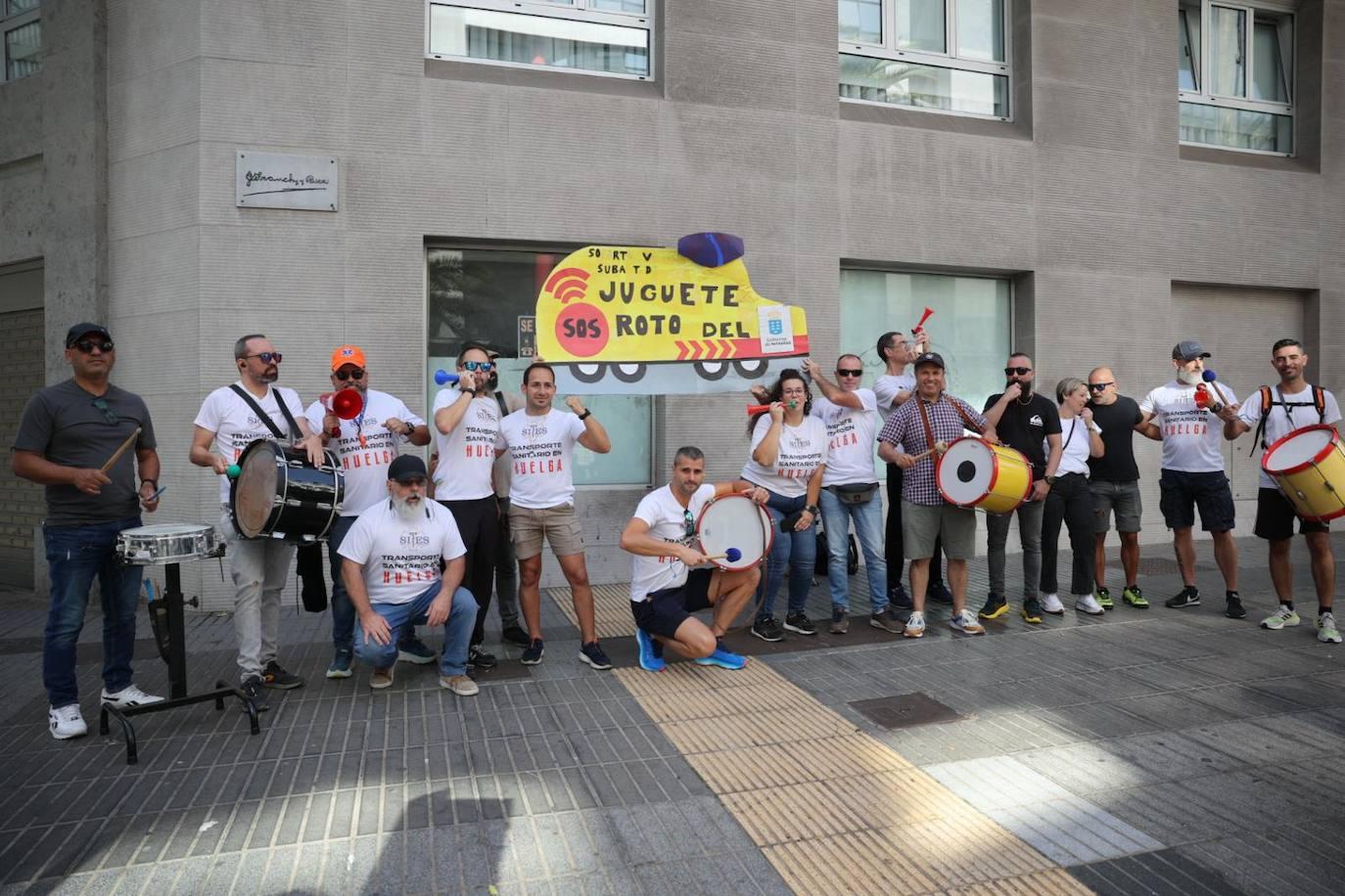 La manifestación del Transporte Sanitario no Urgente, en imágenes