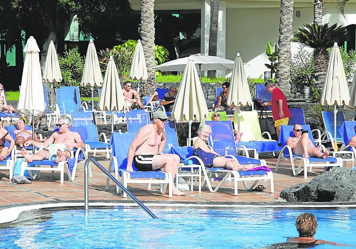 El turismo continúa al alza en las islas.