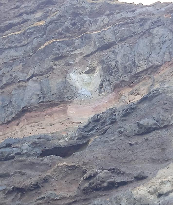 Imagen secundaria 2 - El derrumbe en la playa de La Aldea queda en que «fue más ruido que otra cosa»