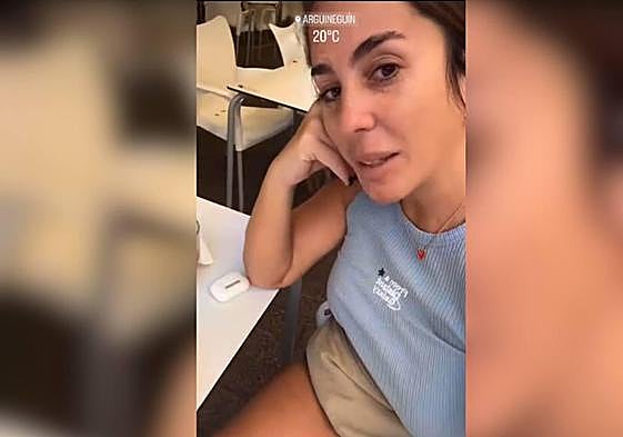 Anabel Pantoja, en un bar de Arguineguín.