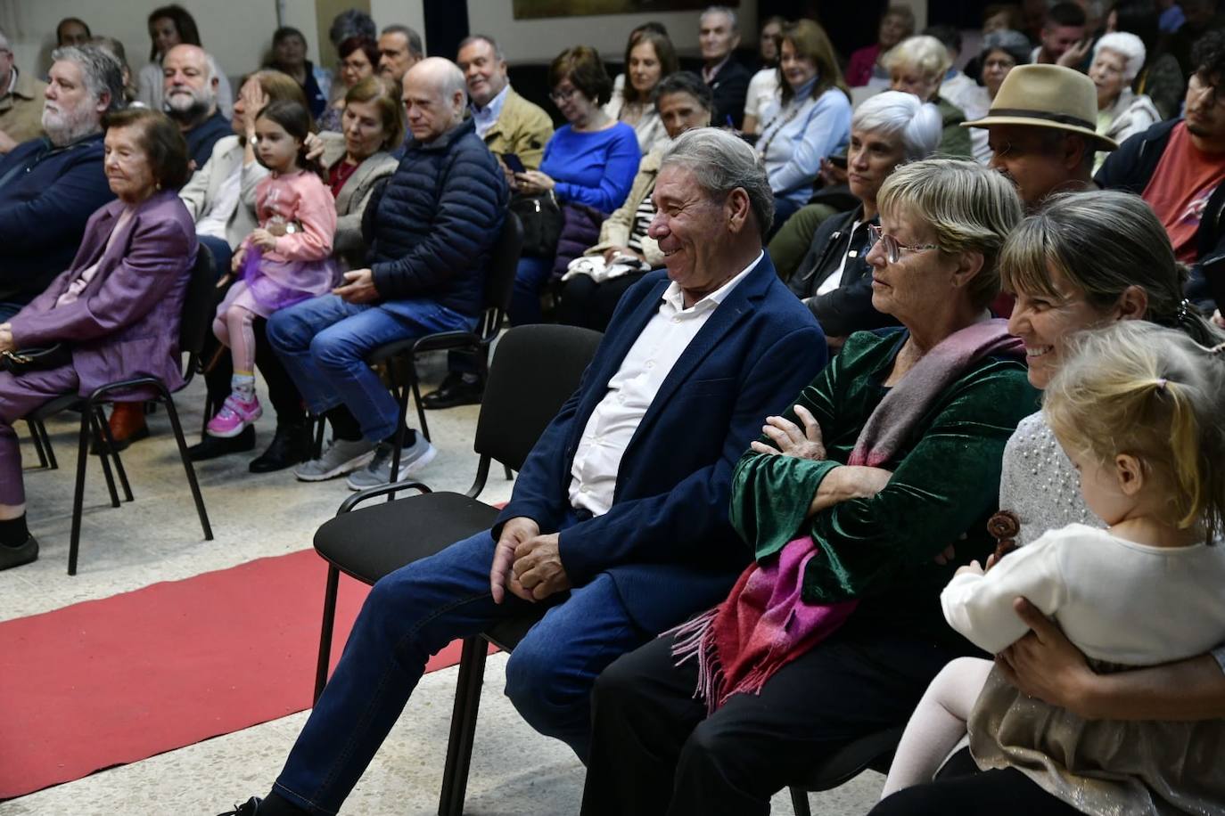 La Isleta reconoce en el día del barrio a vecinos destacados