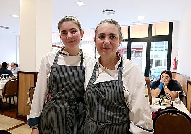 Madre e hija, durante las jornadas.