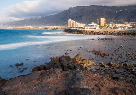 Imagen de la playa Charco de la Araña, en Tenerife.