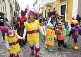 Imagen de la cabalgata infantil del carnaval de Guía.