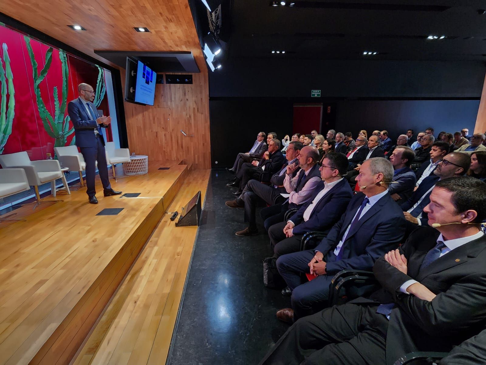 El foro CANARIAS7 &#039;Presente y futuro del sistema energético de Canarias&#039;, en imágenes
