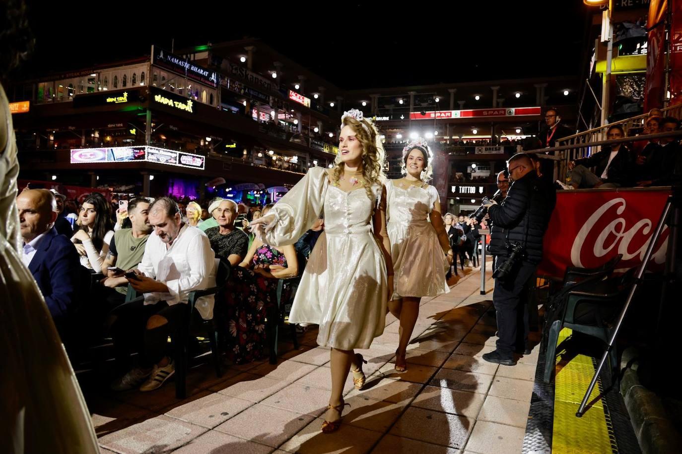 La gala de la reina del carnaval de Maspalomas, en imágenes