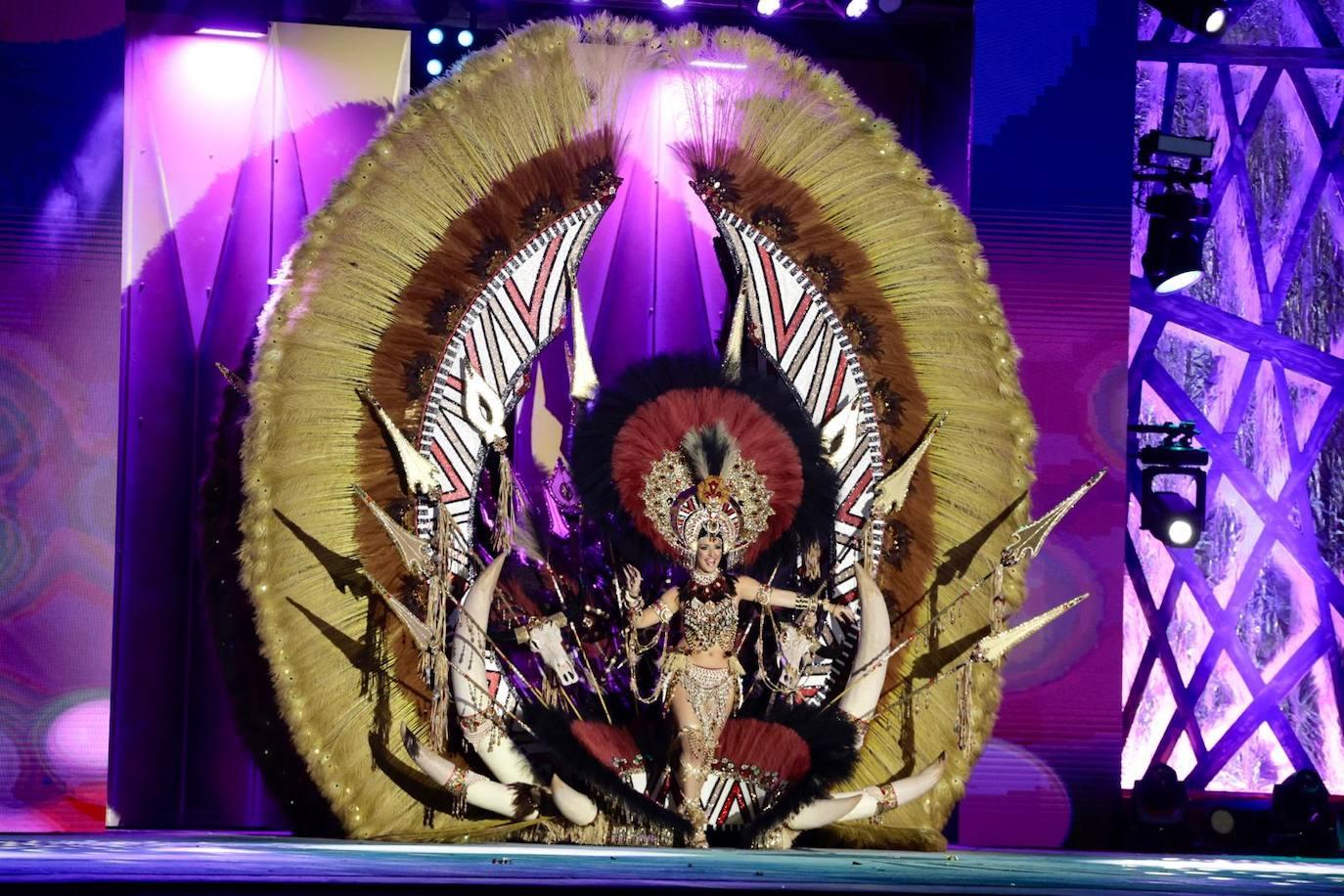 La gala de la reina del carnaval de Maspalomas, en imágenes