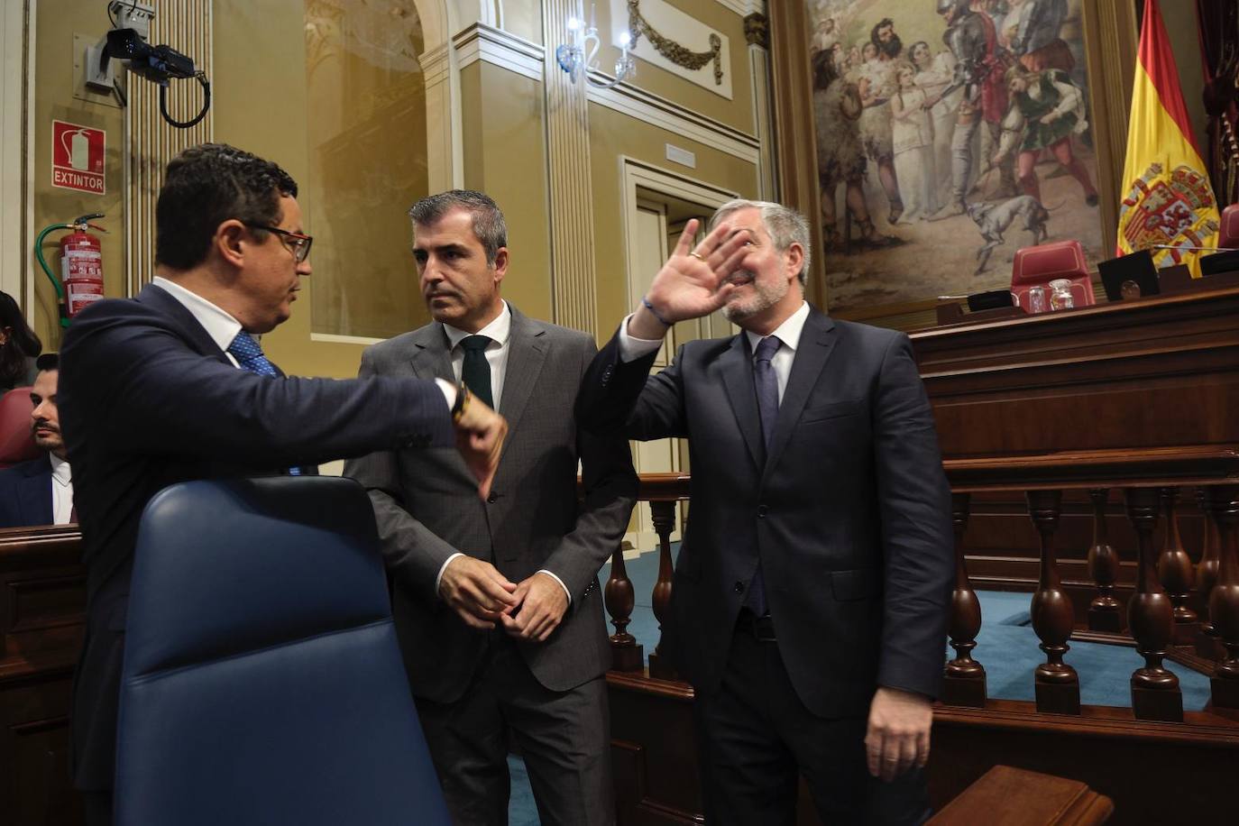 El debate del estado de la nacionalidad canaria, en imágenes