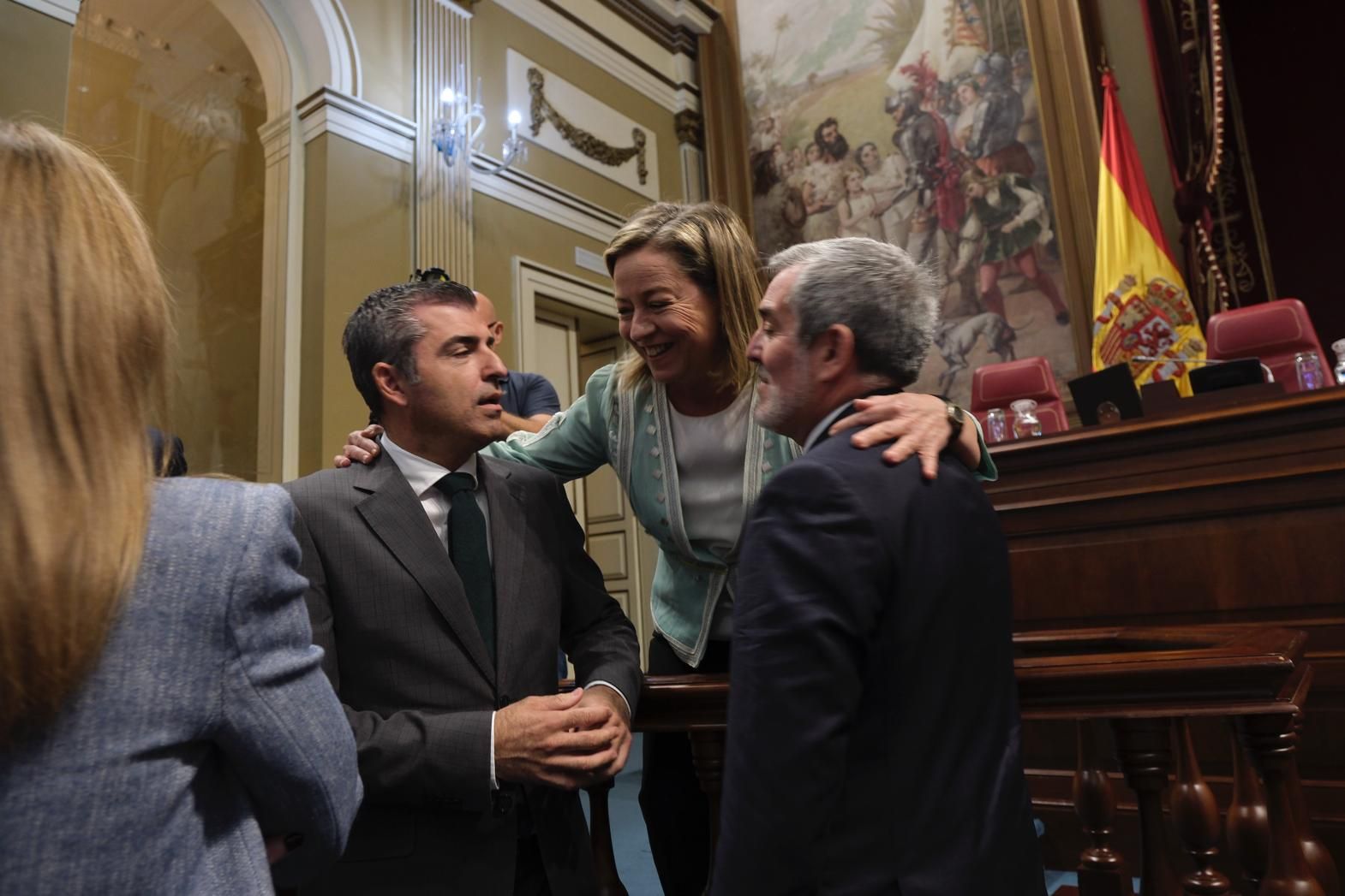 El debate del estado de la nacionalidad canaria, en imágenes