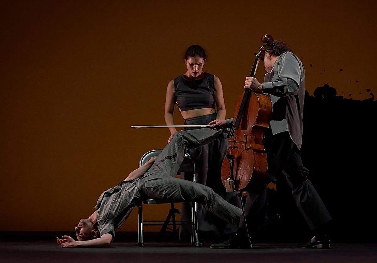 Una imagen de 'Entre hilos y huesos'.