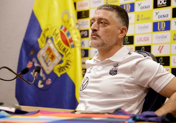 Pimienta, entrenador de la UD Las Palmas.