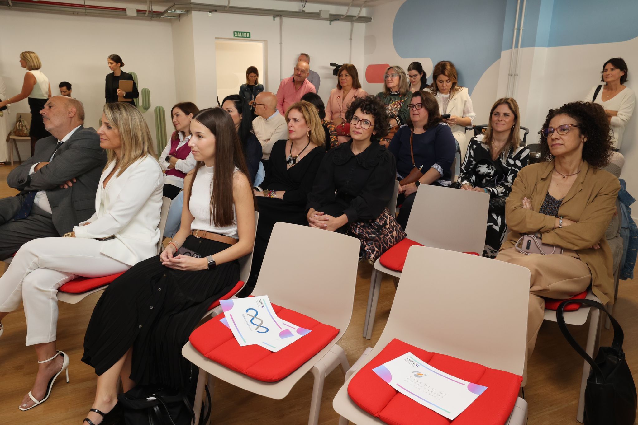 Las imágenes del nacimiento de Wise Canarias, primera asociación de mujeres STEAM de Canarias