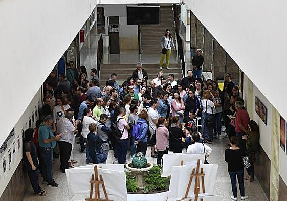 Foto de archivo de profesorado en unas oposiciones docentes en Gran Canaria.