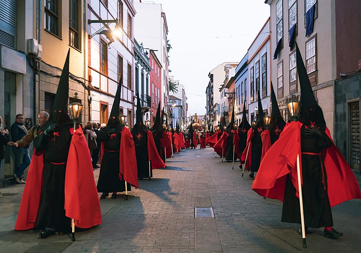 Tradición, cultura y naturaleza, una experiencia única para disfrutar de la Semana Santa en La Laguna