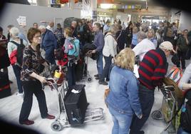 Pasajeros en el aeropuerto de Lanzarote.