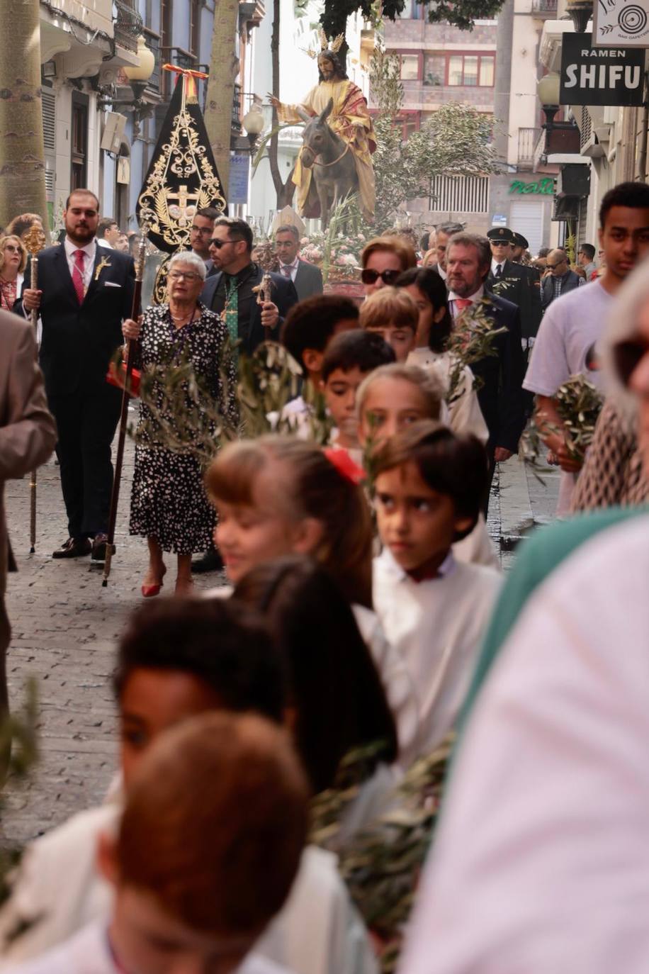 La procesión de La Burrita en la capital grancanaria, en imágenes