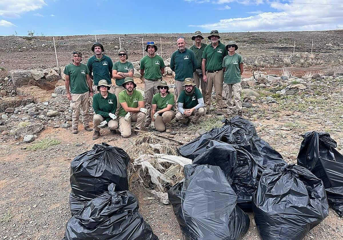 Imagen principal - Gran Canaria prepara sus barrancos para la llegada de lluvias el fin de semana