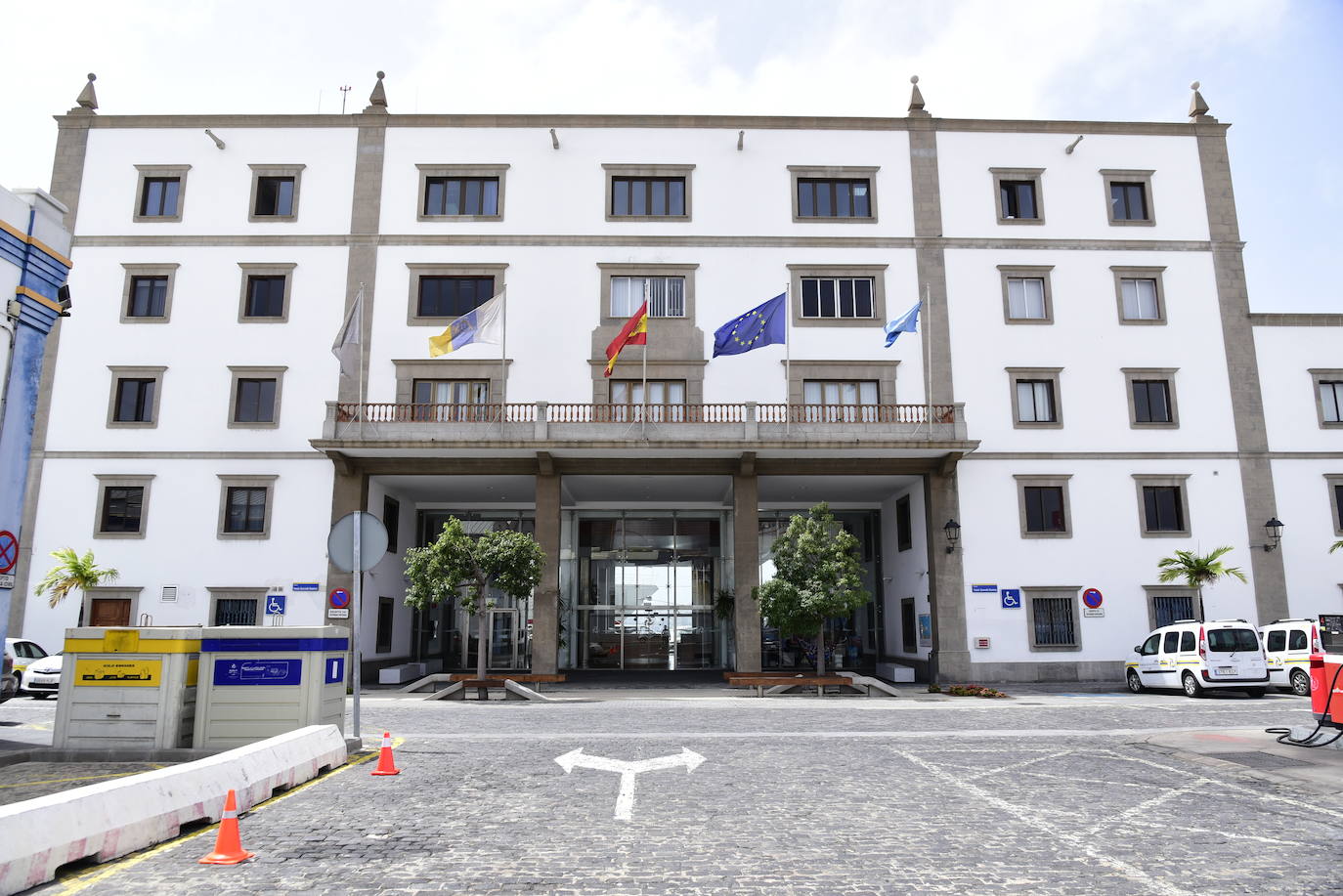 Imagen del exterior de la Autoridad Portuaria.