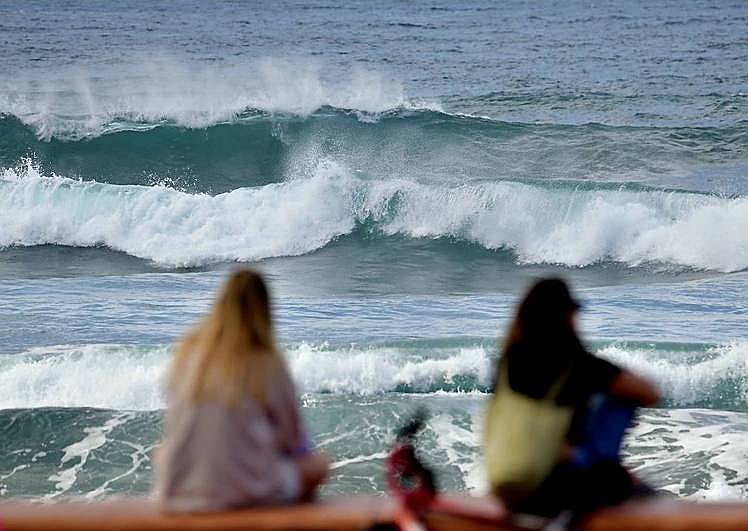 Imagen del fuerte oleaje de este Jueves Santo en Gran Canaria.