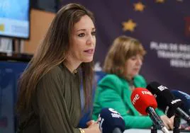 La consejera de Turismo y Empleo del Gobierno de Canarias, Jessica de León.