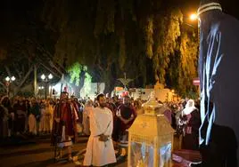 Momentos de la representación teatral de La Pasión de Cristo en el pueblo de San Lorenzo.