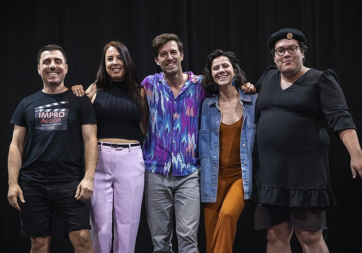 Algunos participantes en Improsit, este martes.