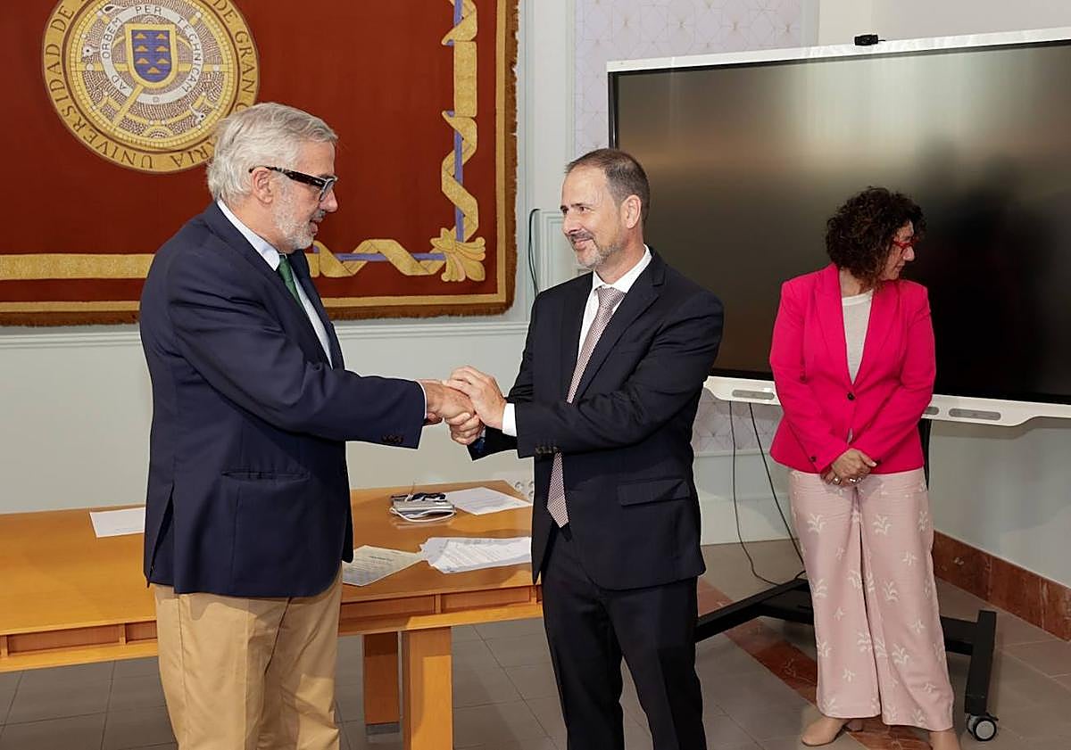 Imagen principal - Jorge Balaguer asume la Gerencia de la ULPGC para «consolidar los cambios estratégicos»
