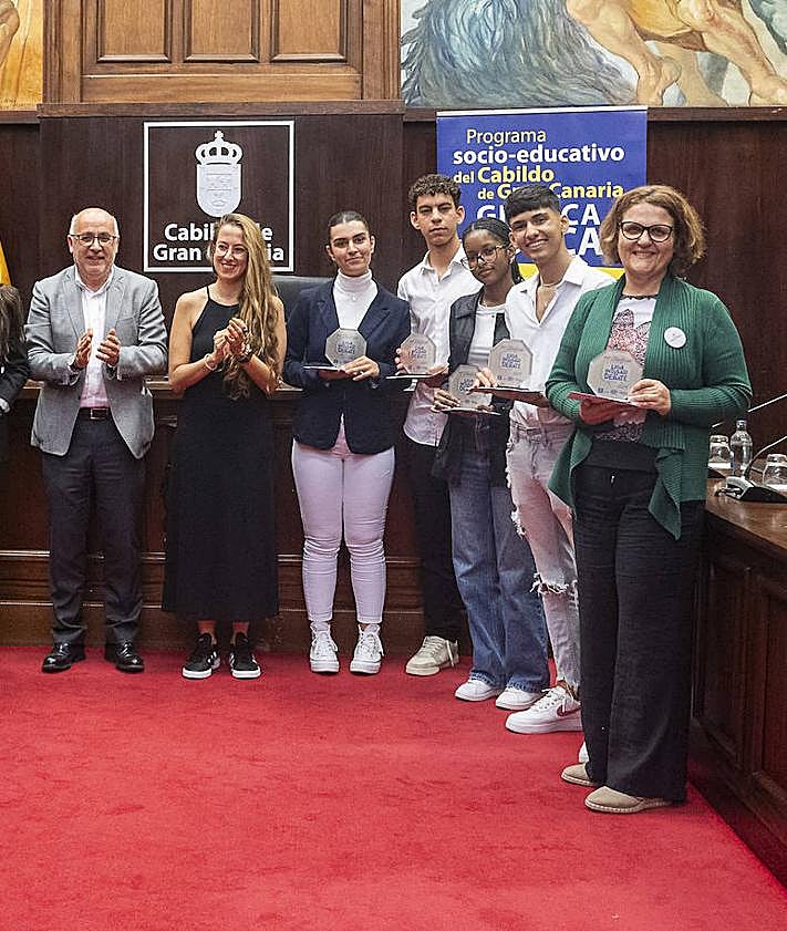 Imagen secundaria 2 - Alexia, Hapsa, Eloy, Julián y la caja de Pandora como hilo conductor