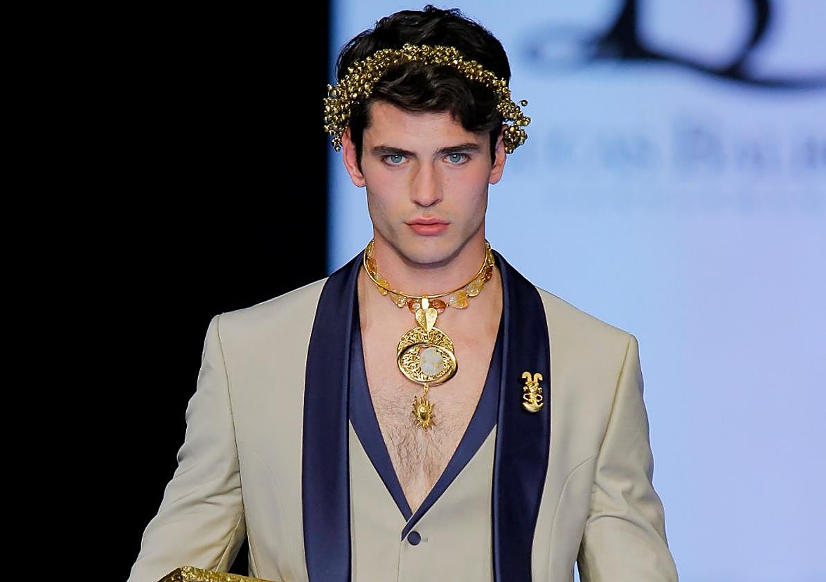 Imagen principal - Pedro Palmas, Ogadenia Couture y Lucas Balboa acuden a la prestigiosa &#039;Barcelona Bridal Fashion Week&#039;