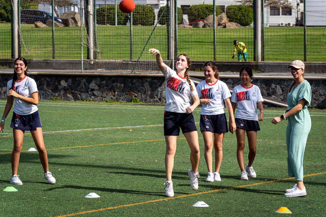 La XIII Carrera Solidaria, en imágenes