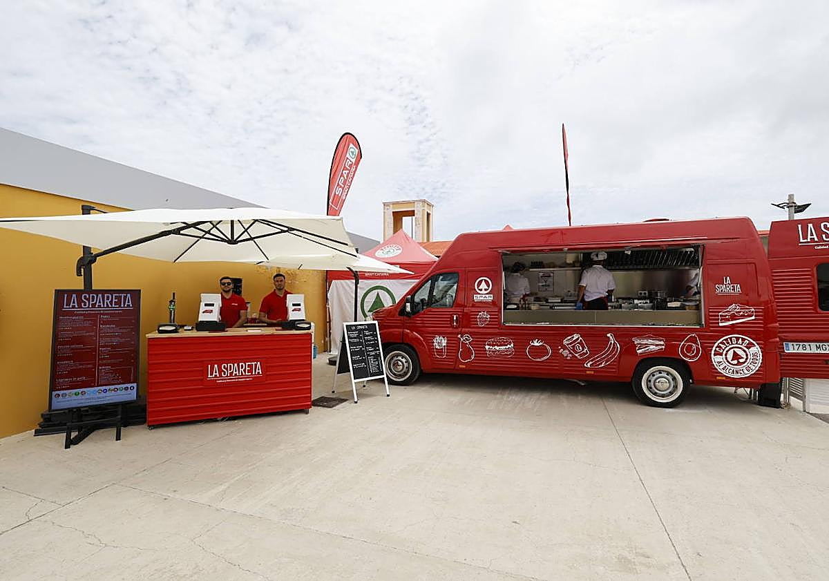 Imagen secundaria 1 - SPAR Gran Canaria presenta su nueva food truck en la feria Gran Canaria Me Gusta
