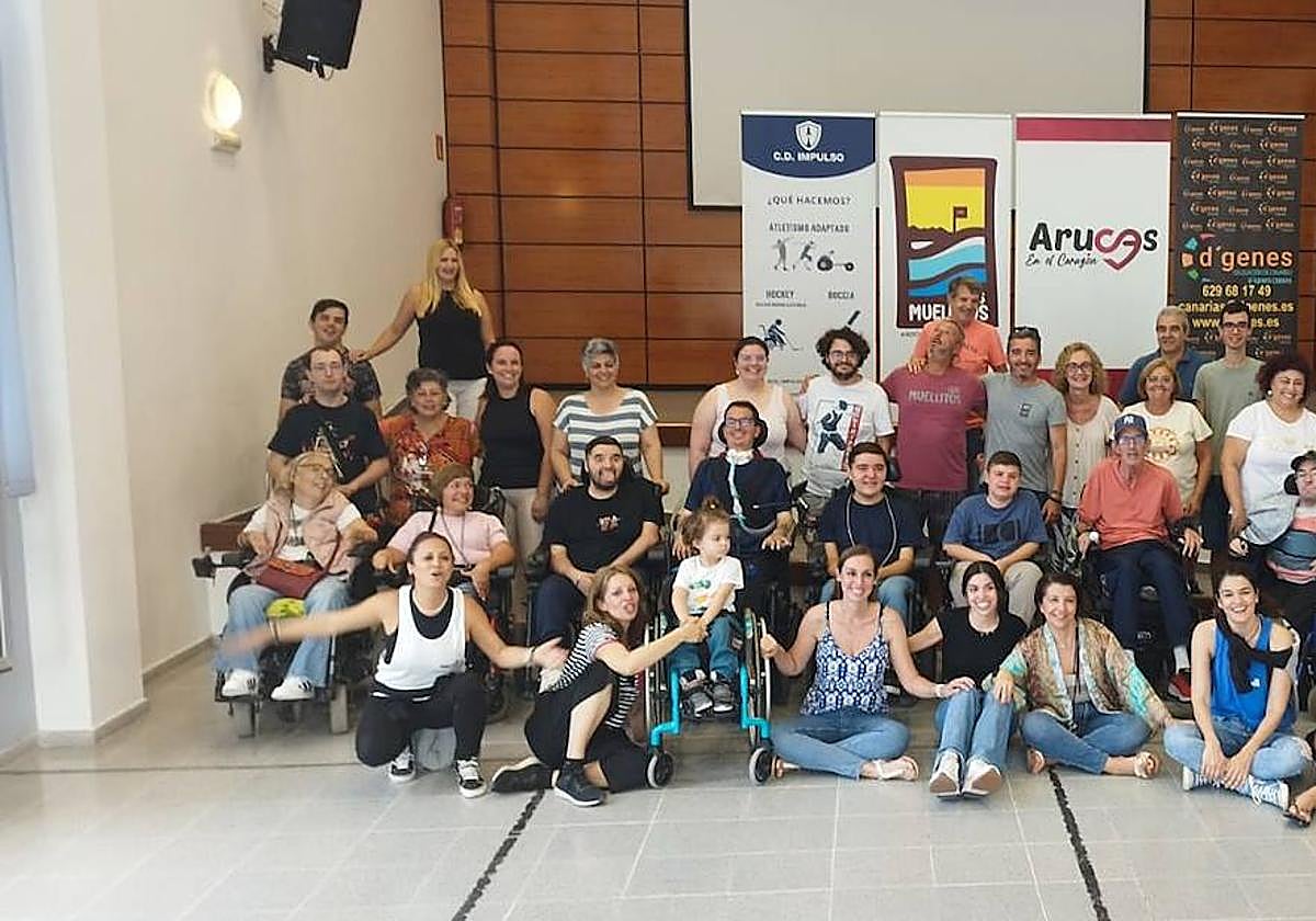 Imagen de los asistentes a este encuentro.