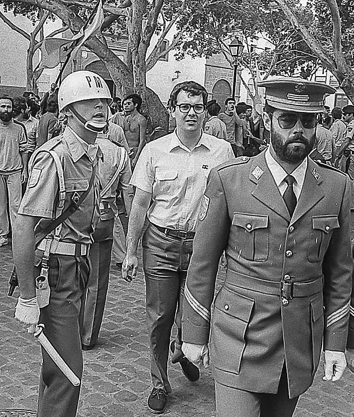 Imagen secundaria 2 - Las imágenes de tensión compusieron aquella jornada.