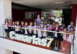 Imagen de la visita del CEIP Santa Bárbara.