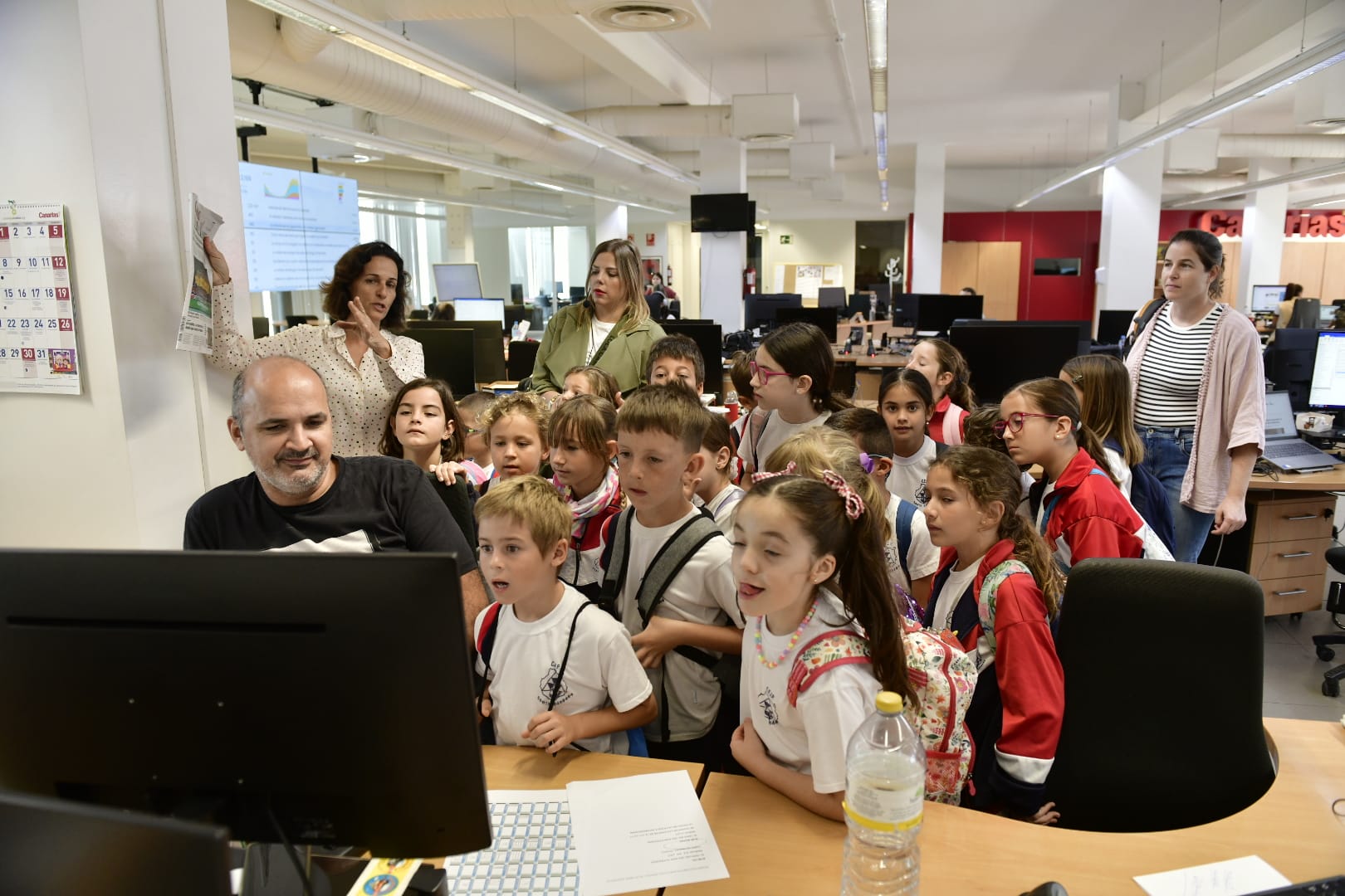 Las imágenes de la visita del CEIP Santa Bárbara a CANARIAS7