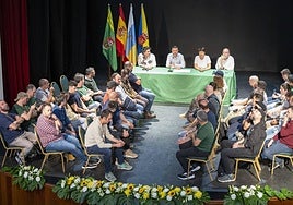 Momento de la asamblea de cocineros celebrada en Gáldar.