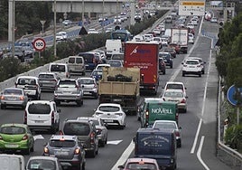 Imagen de vehículos en la capital grancanaria.