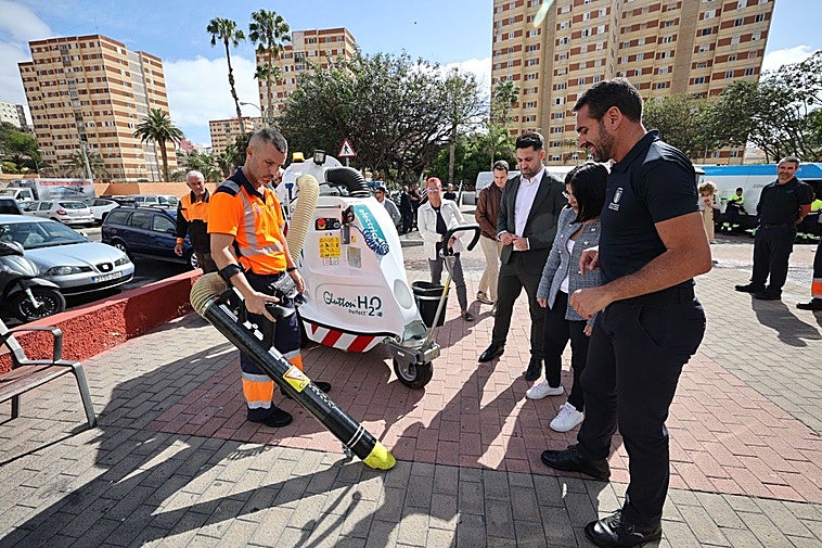 Darias presenta la II fase del Plan de Higiene Urbana.