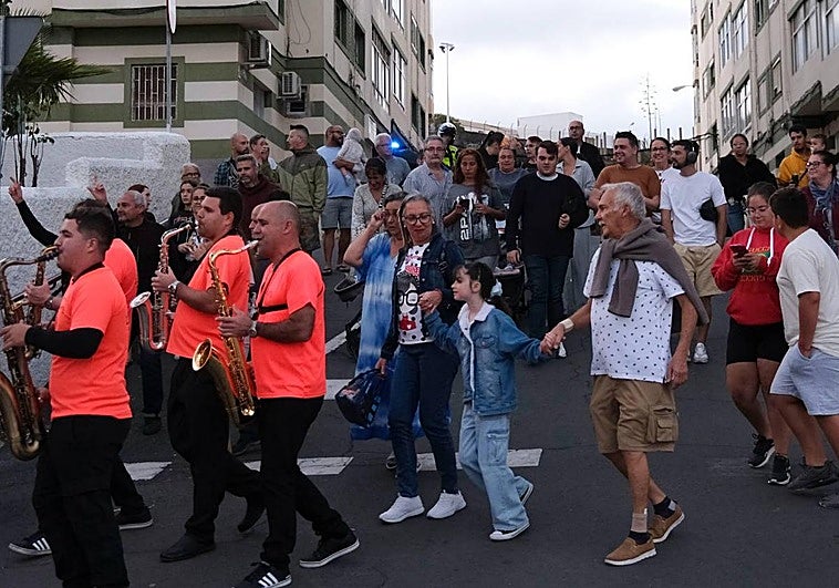 Uno de los momentos del pasacalles.