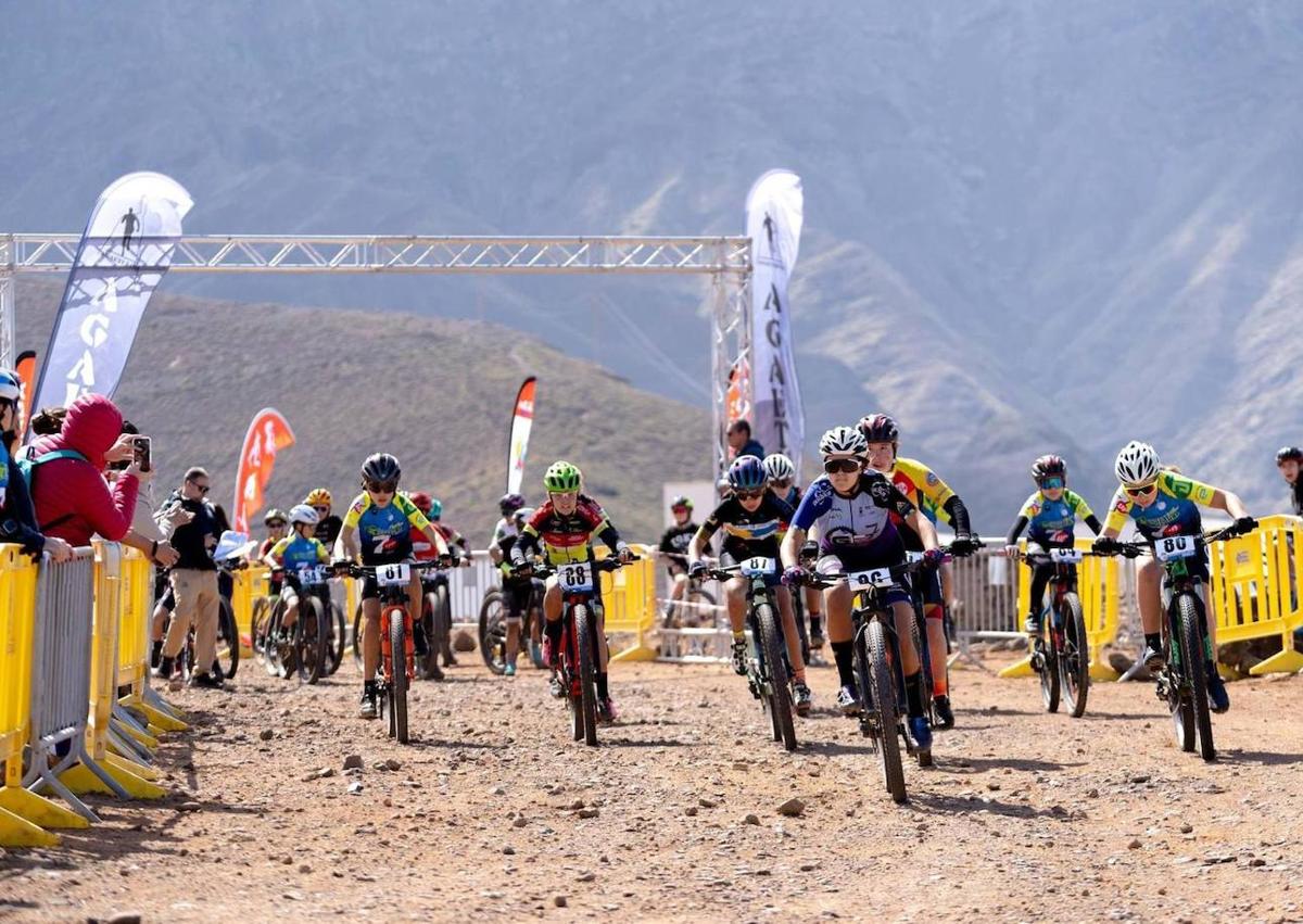 Imagen secundaria 1 - La Fred.Olsen Express Transgrancanaria Bike volverá a celebrar una prueba del Campeonato de Gran Canaria de Escuelas de Ciclismo