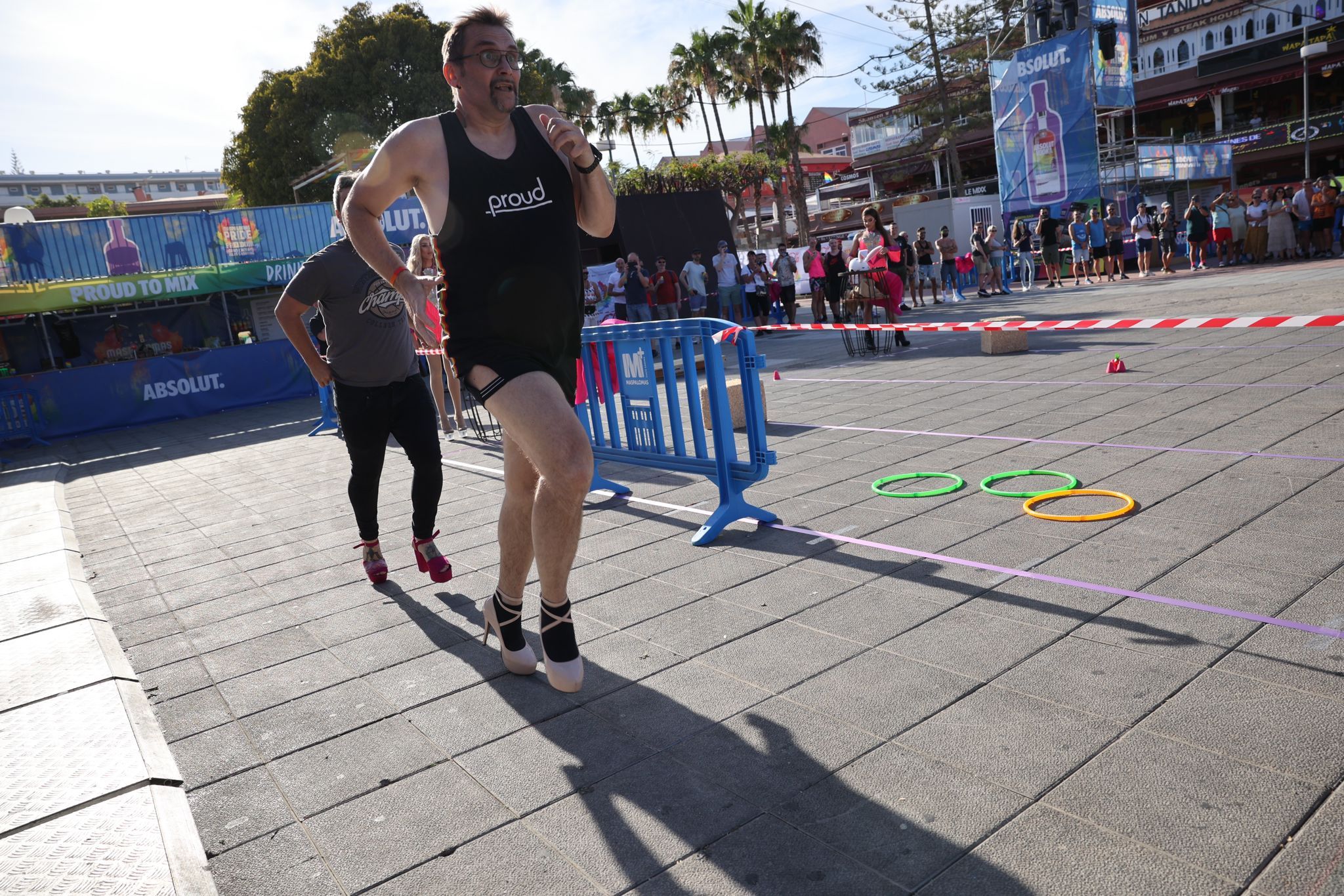 La carrera de tacones de Maspalomas Pride, en imágenes