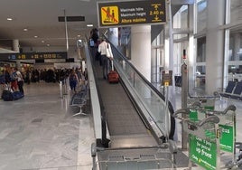 Rampa inferior, con uso anormal desde hace meses.