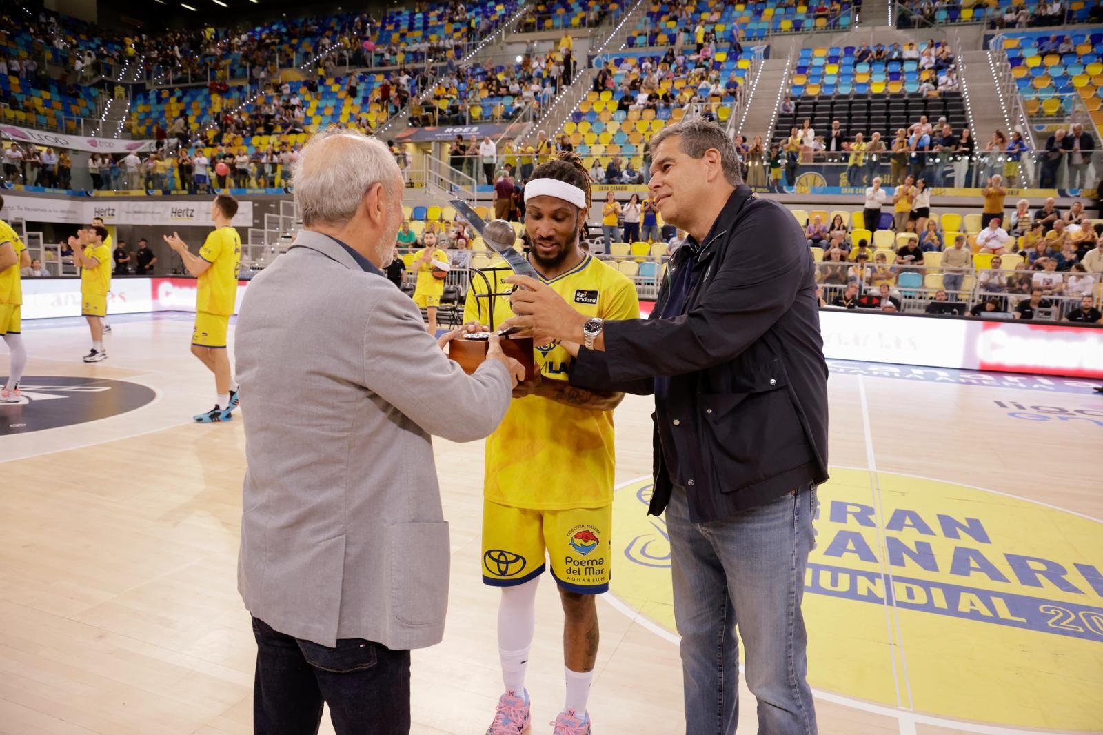 Entrega del Premio CANARIAS7 Pepe-Moriana 2024