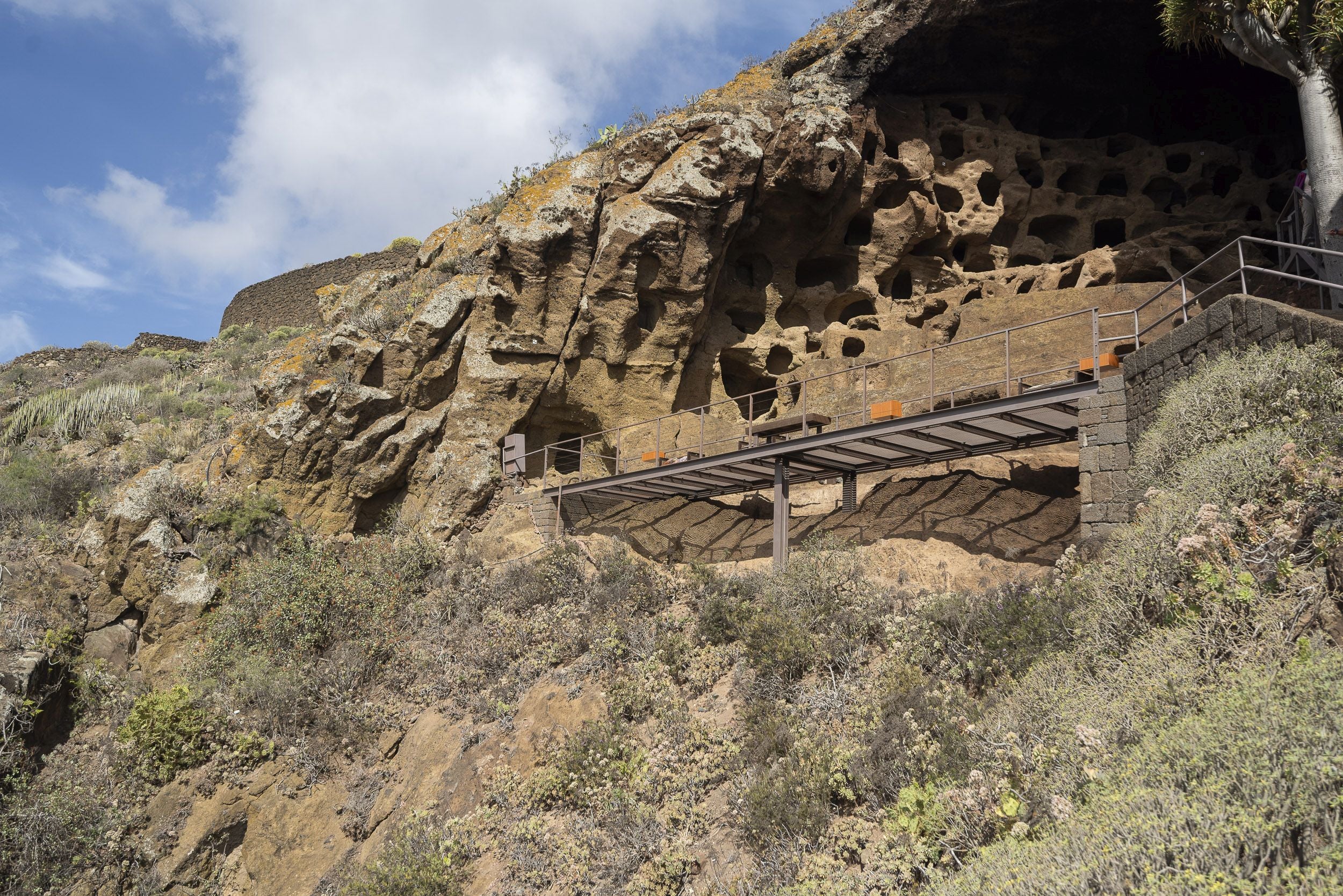 El Cabildo devuelve al Cenobio de Valerón su aspecto original y recupera valiosas piezas arqueológicas