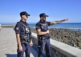 Los dos agentes, Alfredo y Domingo, explican cómo fue el rescate.