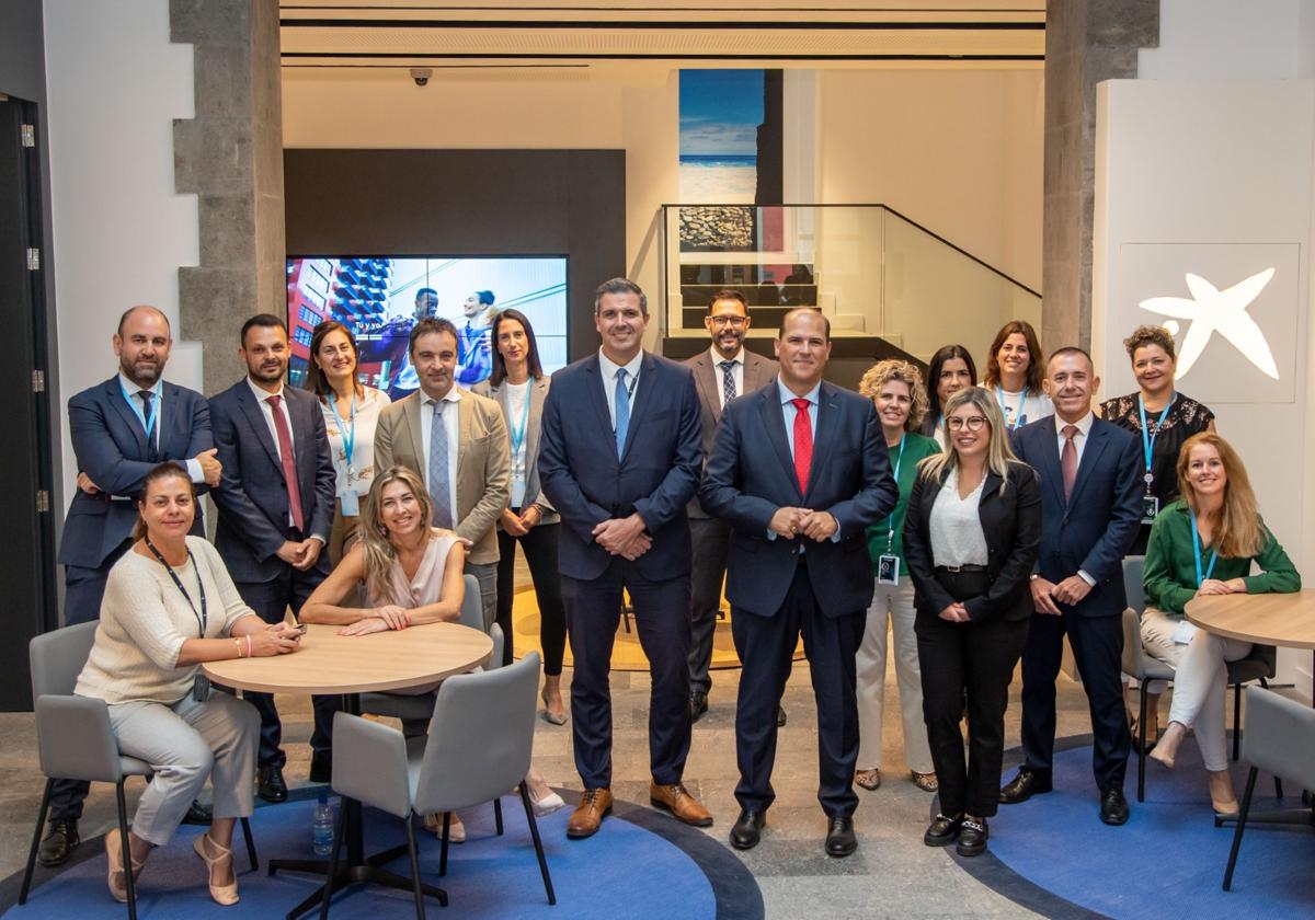 CaixaBank abre una oficina store en Arucas