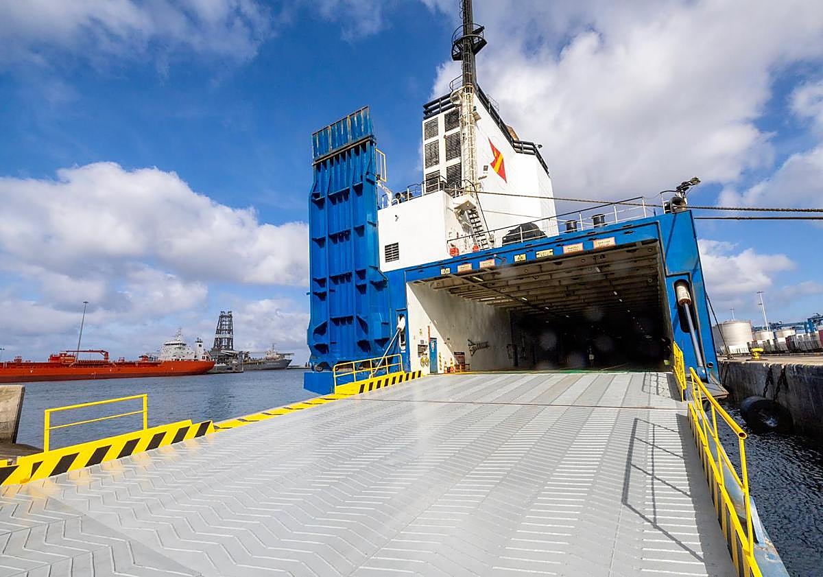 Imagen principal - Fred. Olsen abre una nueva ruta para mercancías entre Gran Canaria, Lanzarote y Fuerteventura