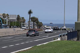 Imagen de archivo del tramo de la Autovía Marítima entre el Mercado del Puerto y Lady Harimaguada.