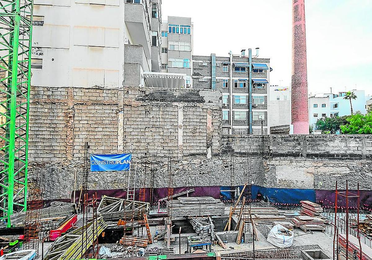 Imagen de archivo de obras de un edificio de alquiler asequible en Las Palmas de Gran Canaria.